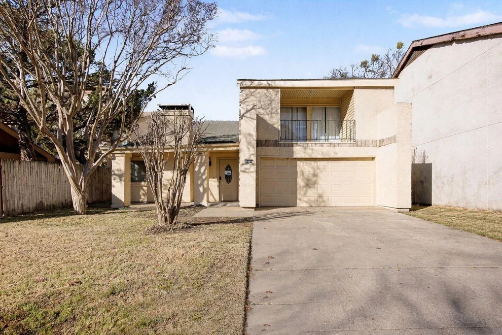 Unit for sale at 1606 Hawthorne Drive, Arlington, TX 76012