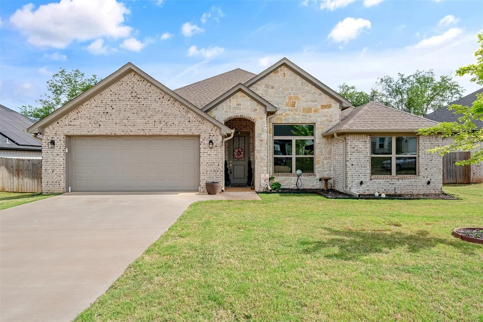 Unit for sale at 112 Amanda Avenue, Bullard, TX 75757