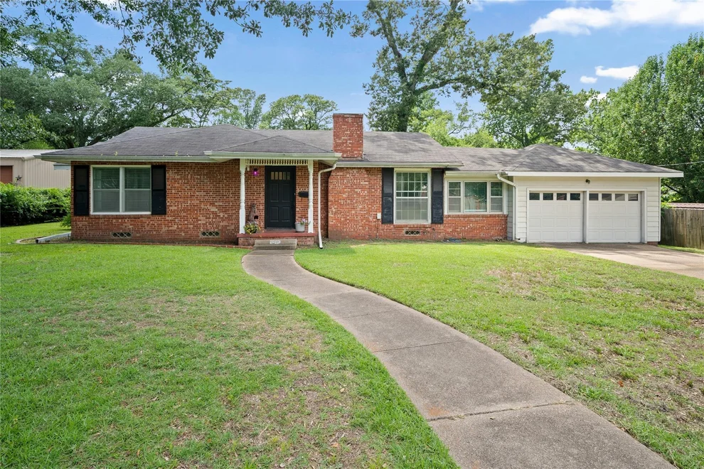 Unit for sale at 2717 Crestview Street, Tyler, TX 75701