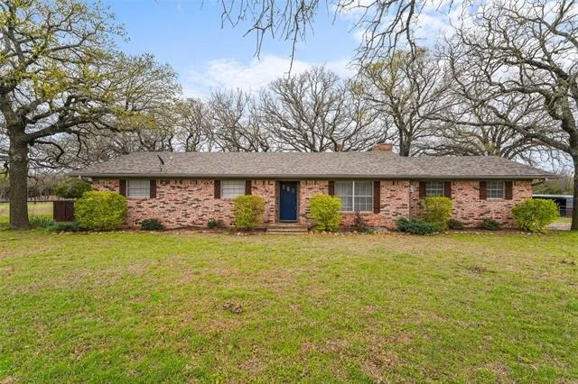 Unit for sale at 2568 County Road 310, Cleburne, TX 76031