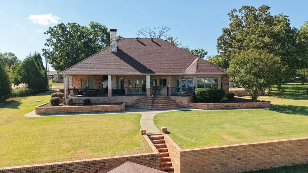 Unit for sale at 180 Surls Drive, Mabank, TX 75156