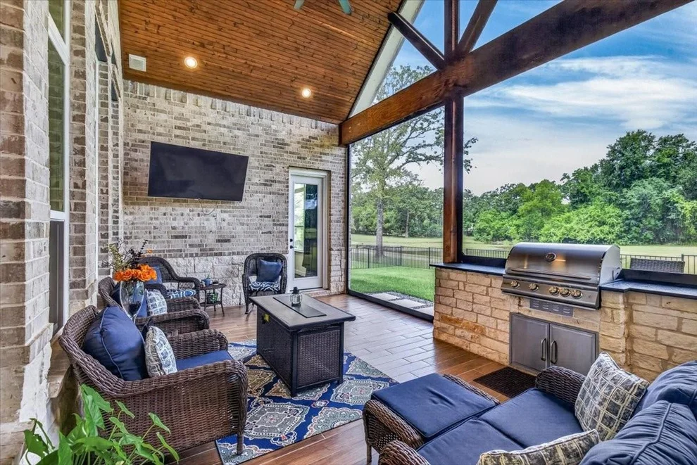 Unit for sale at 181 Colonial Drive, Mabank, TX 75156