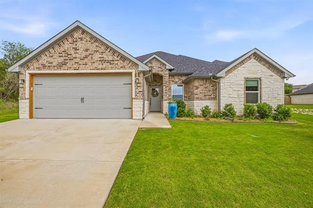 Unit for sale at 5003 Frio Drive, Granbury, TX 76048