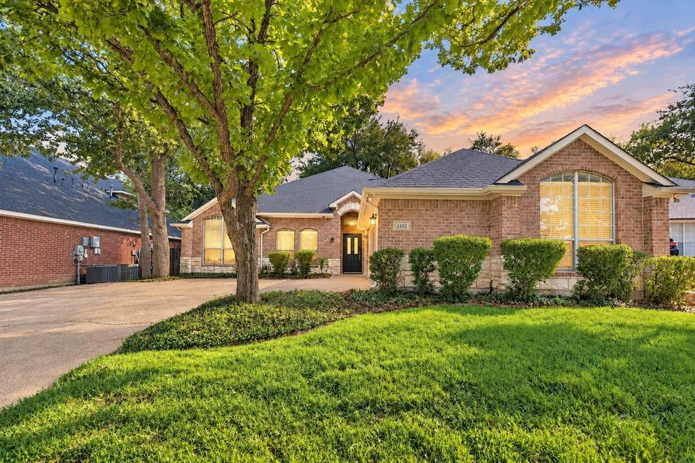 Unit for sale at 1102 Hartman Court, Arlington, TX 76006