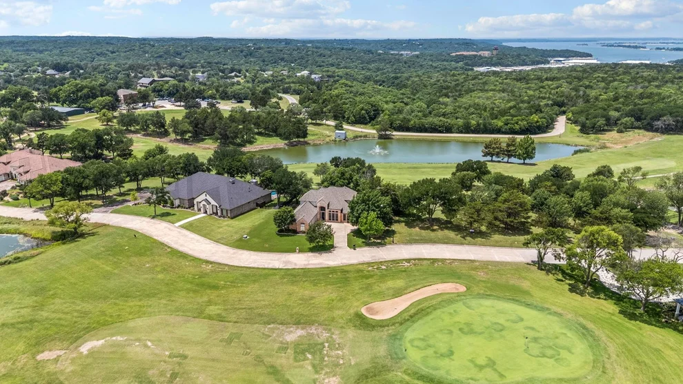 Unit for sale at 125 Palmer Lane, Pottsboro, TX 75076
