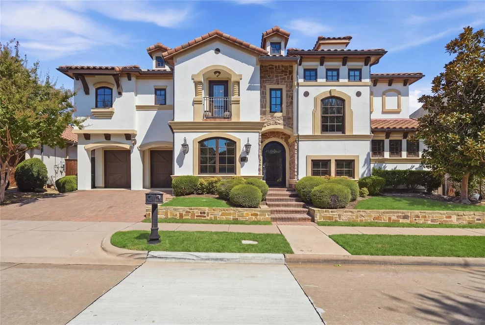 Unit for sale at 5757 Bernay Lane, Plano, TX 75024