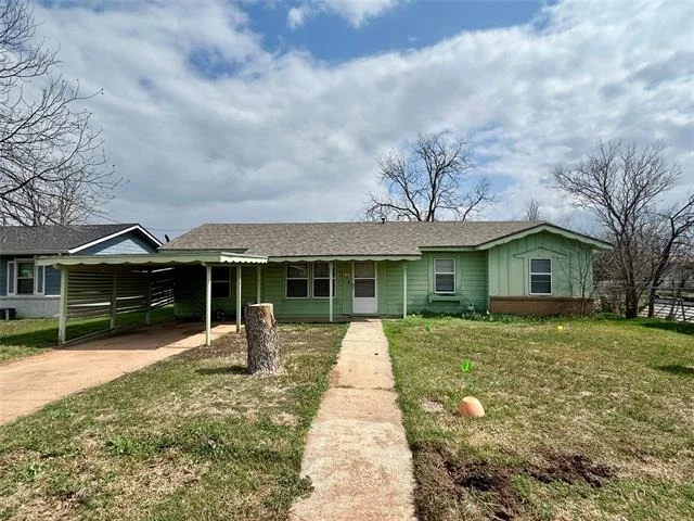 Unit for sale at 1103 Fifth Avenue, Coleman, TX 76834