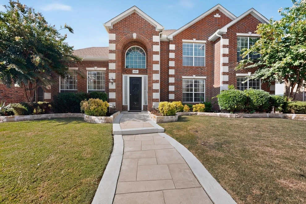 Unit for sale at 4224 Barnsley Drive, Plano, TX 75093