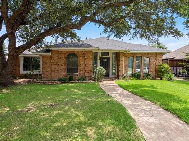Unit for sale at 6712 Coach House Lane, Plano, TX 75023