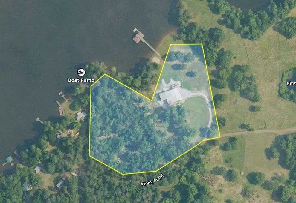 Unit for sale at 111 Cypress Bay Drive, Milam, TX 75959