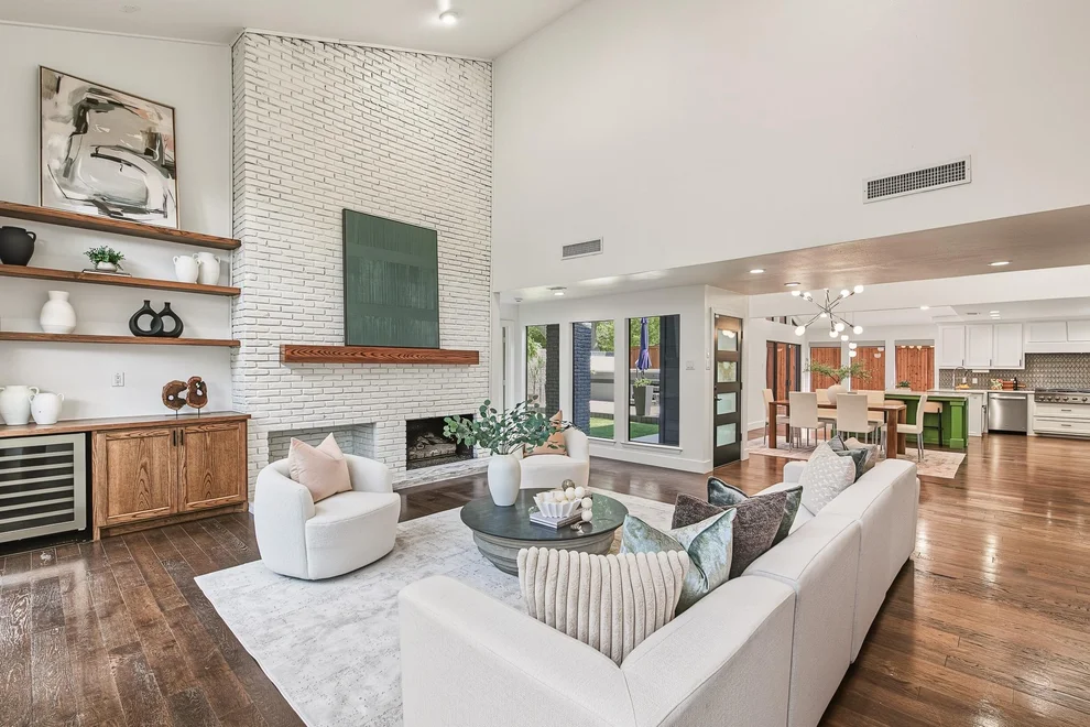 Unit for sale at 9123 Windcrest Drive, Dallas, TX 75243