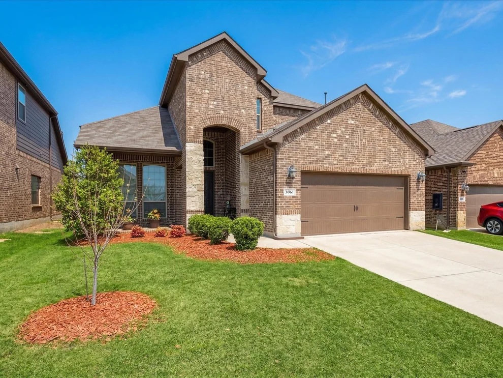 Unit for sale at 3061 Bella Lago Drive, Fort Worth, TX 76177