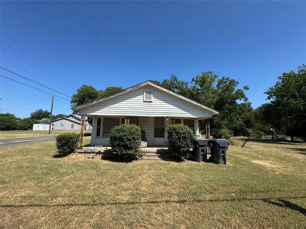 Unit for sale at 1500 E Calhoun Avenue, Waco, TX 76704
