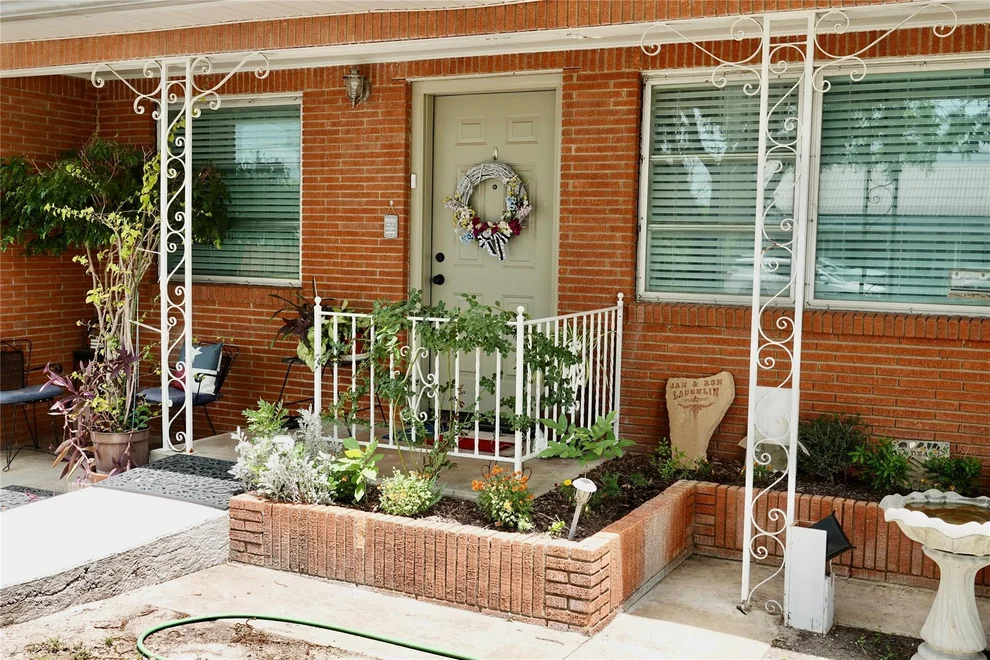 Unit for sale at 1410 Reynolds Street, Goldthwaite, TX 76844