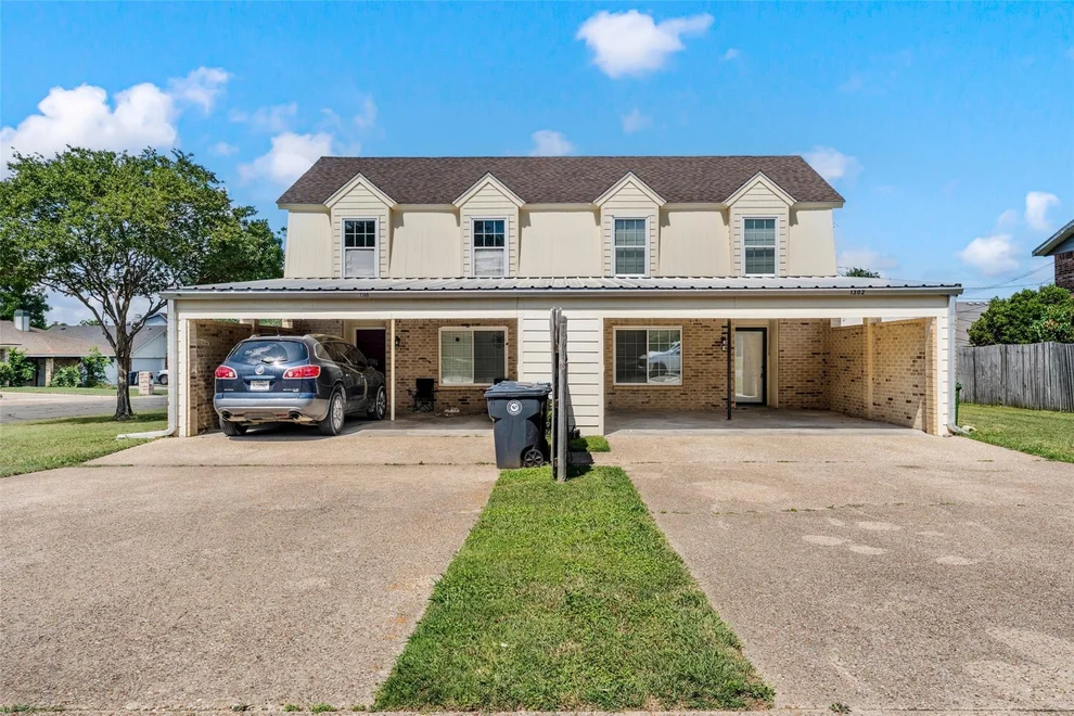 Unit for sale at 1300 Chapel Creek Road, Waco, TX 76712
