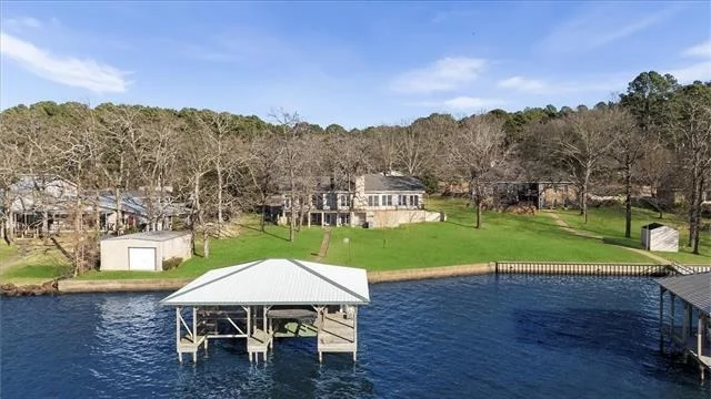 Unit for sale at 20520 Clearwater Circle, Flint, TX 75762