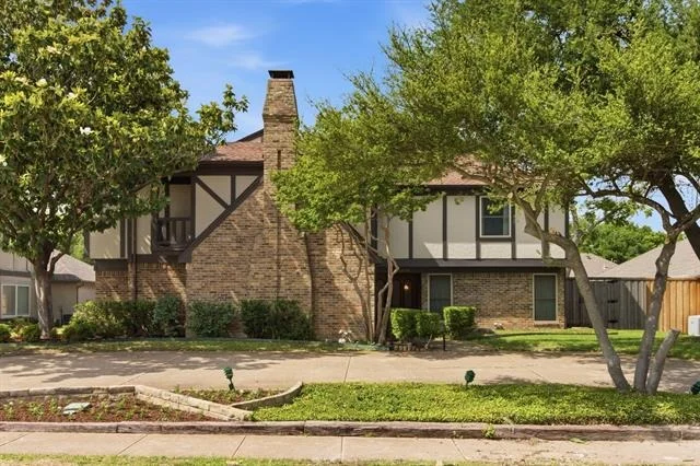 Unit for sale at 1218 Stratford Drive, Richardson, TX 75080