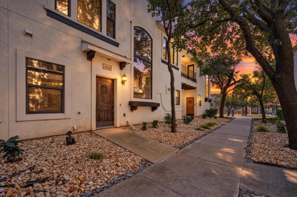 Unit for sale at 3036 Carmel Street, Dallas, TX 75204