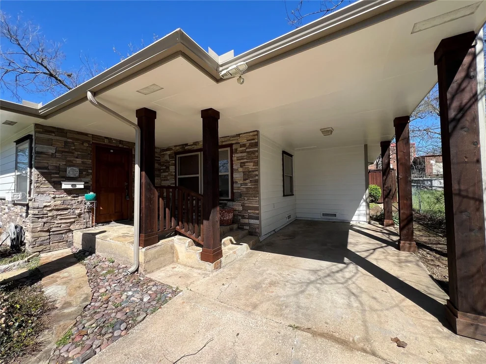 Unit for sale at 533 E Sears Street, Denison, TX 75021