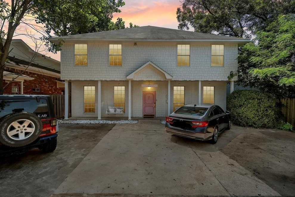 Unit for sale at 1915 S 7th Street, Waco, TX 76706