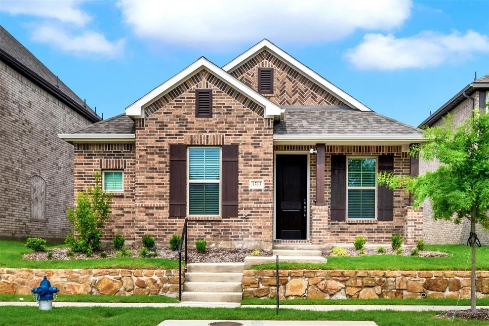 Unit for sale at 1513 Big Sky Lane, Garland, TX 75042