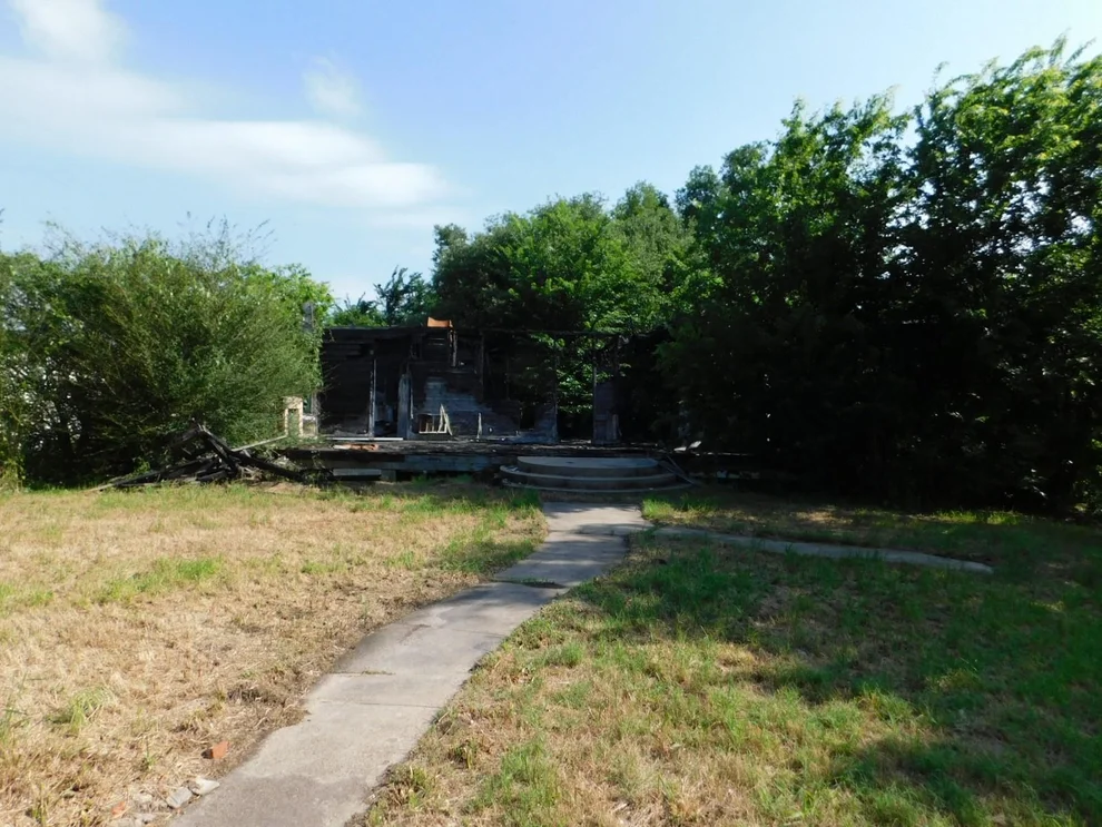 Unit for sale at 318 Maryland Street, Marlin, TX 76661