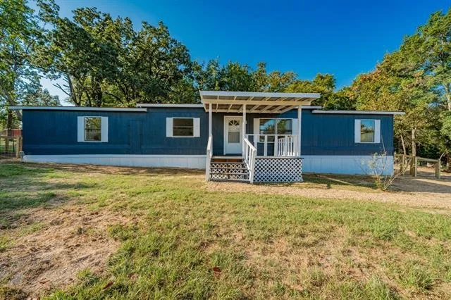 Unit for sale at 106 Creekwood Drive, Mabank, TX 75156