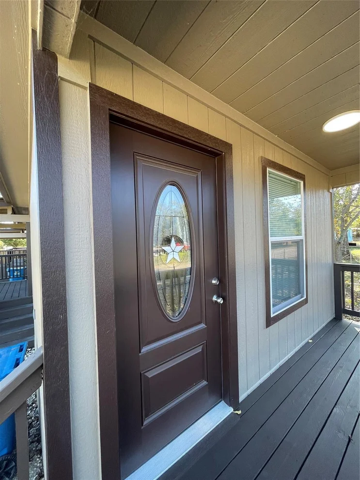 Unit for sale at 110 Crockett Street, Valley View, TX 76272