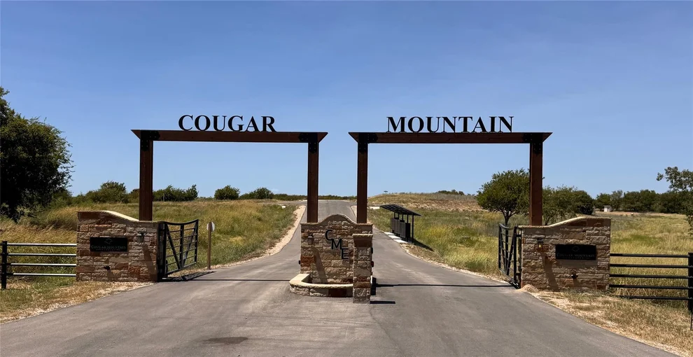 Unit for sale at 3604 Lucky Pepper Drive, Cresson, TX 76035