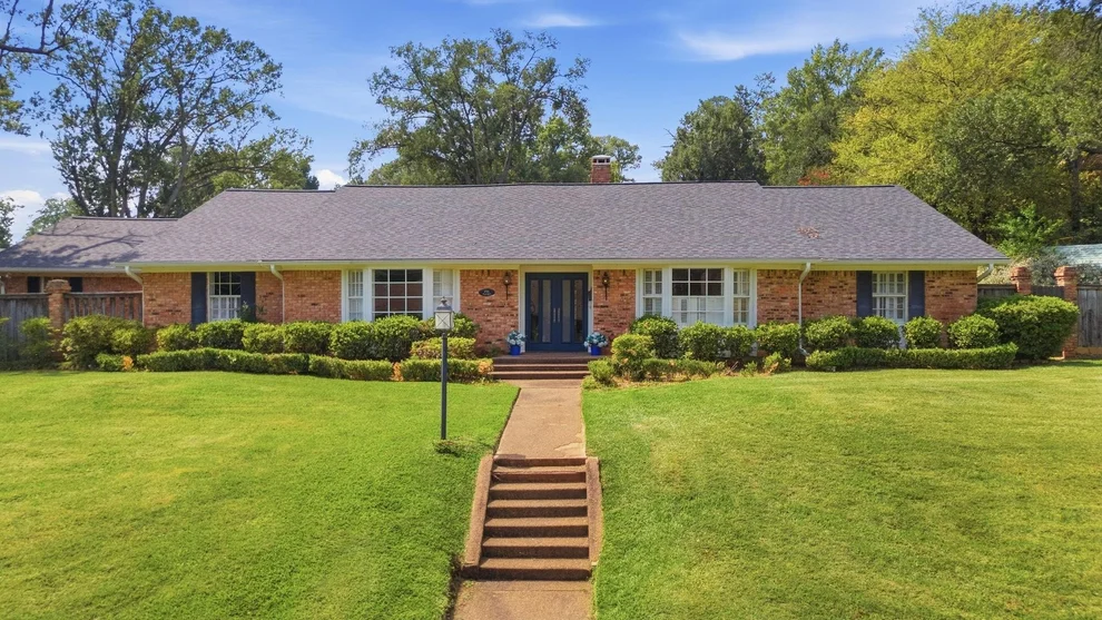 Unit for sale at 2725 Pecan Drive, Tyler, TX 75701