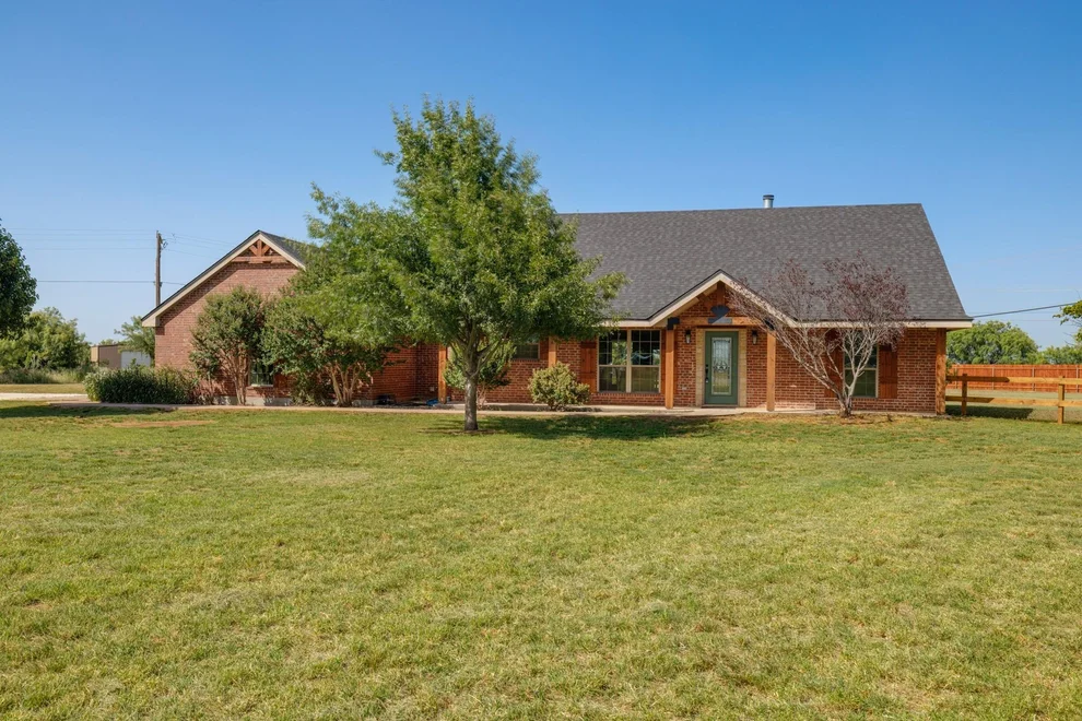 Unit for sale at 101 Dollar Bill Drive, Abilene, TX 79602