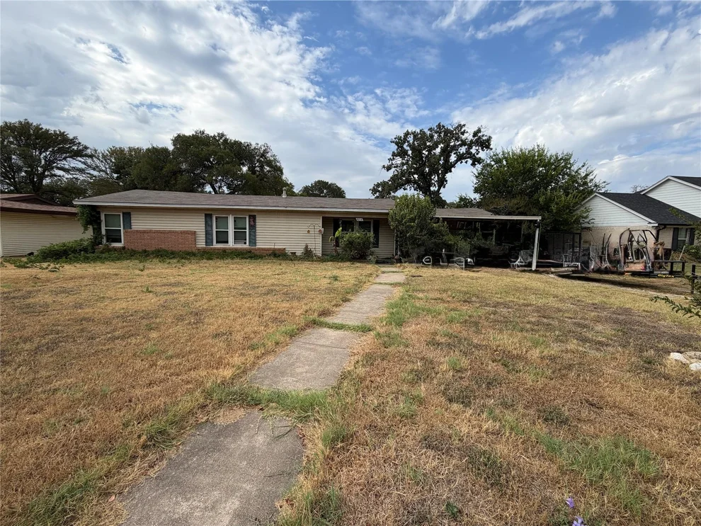Unit for sale at 4218 Idylwood Lane, Waco, TX 76705