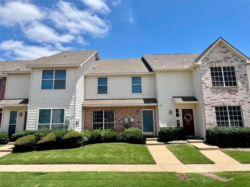 Unit for sale at 5752 Giddyup Lane, Fort Worth, TX 76179