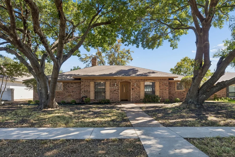 Unit for sale at 2206 Blue Cypress Drive, Richardson, TX 75082