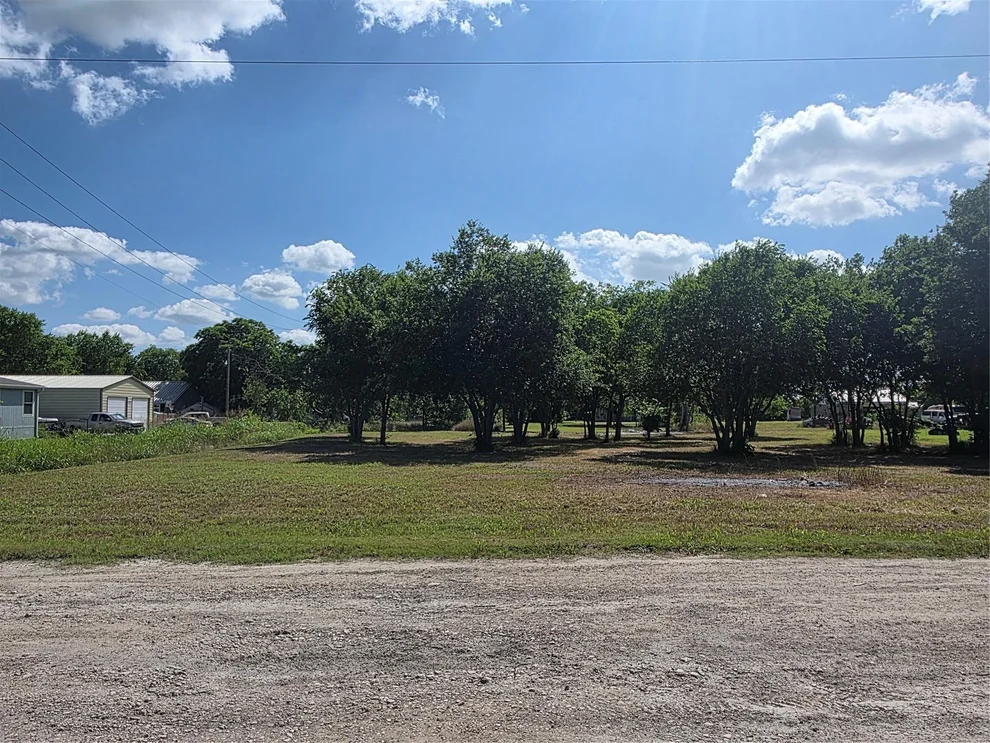 Unit for sale at TBD 6 S Elm, Mart, TX 76664
