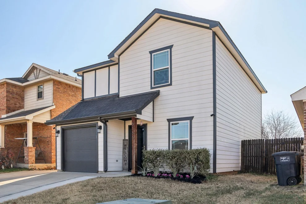 Unit for sale at 6165 River Pointe Drive, Fort Worth, TX 76114