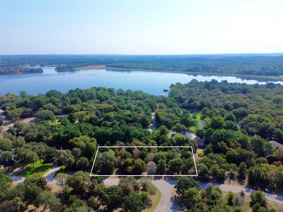 Unit for sale at 172 Charlya Drive, Athens, TX 75752