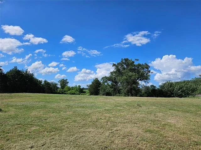 Unit for sale at 10224 Fm 1861, Eustace, TX 75124