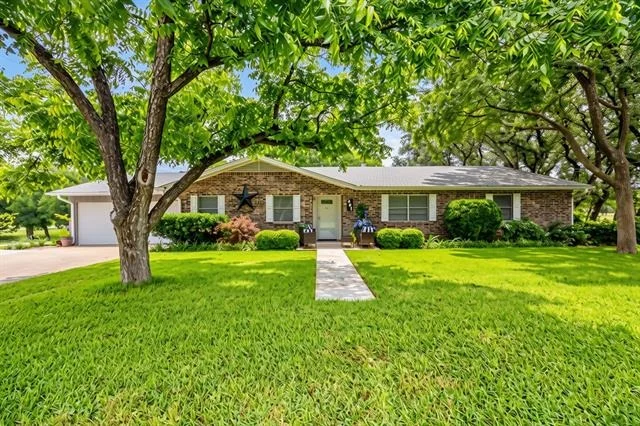 Unit for sale at 207 S Brook Street, San Saba, TX 76877