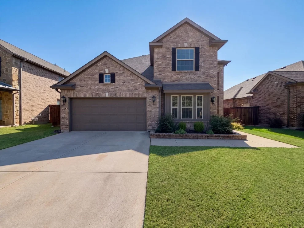 Unit for sale at 8152 Black Sumac Drive, Fort Worth, TX 76131