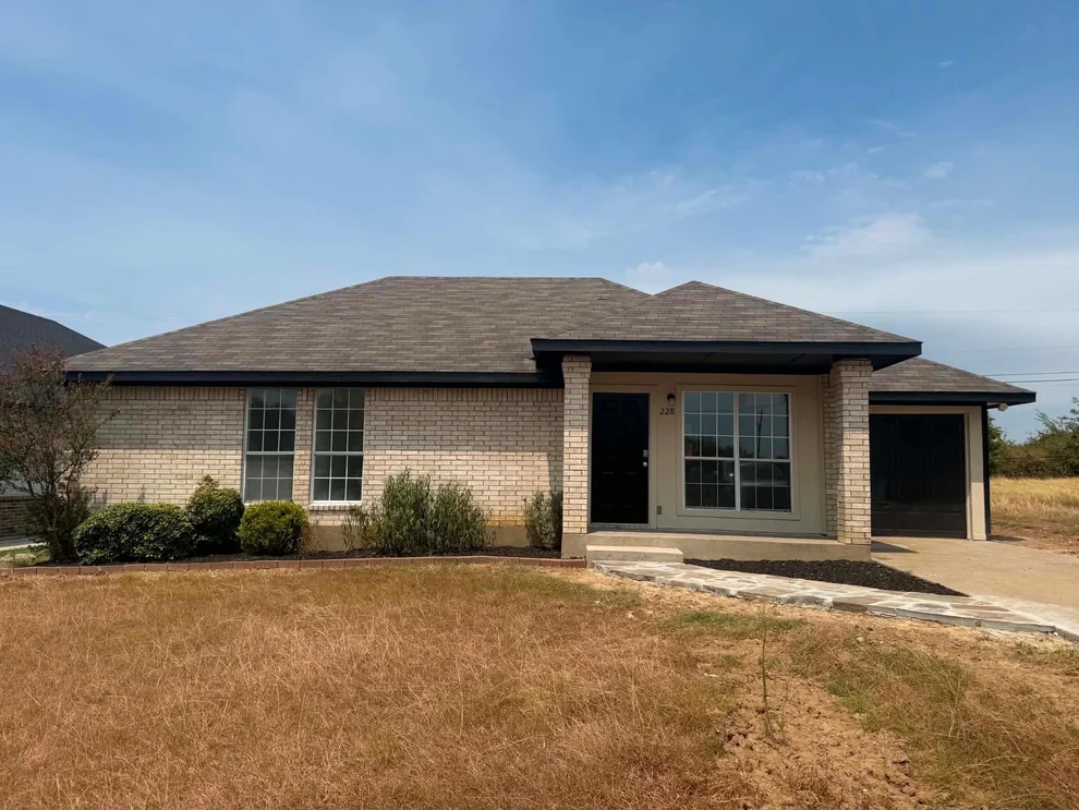 Unit for sale at 228 Skiff Drive, Gun Barrel City, TX 75156