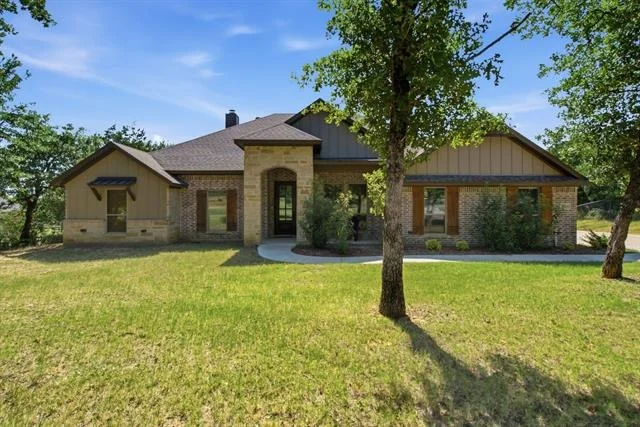 Unit for sale at 1013 Churchill Lane, Millsap, TX 76066