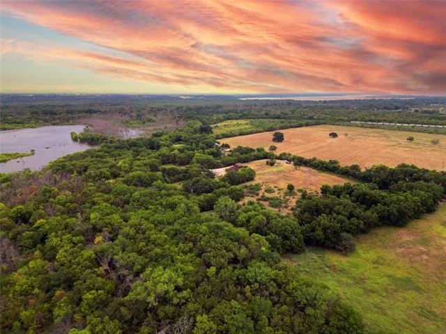 Unit for sale at 4583 La Croix Road, Denton, TX 76208