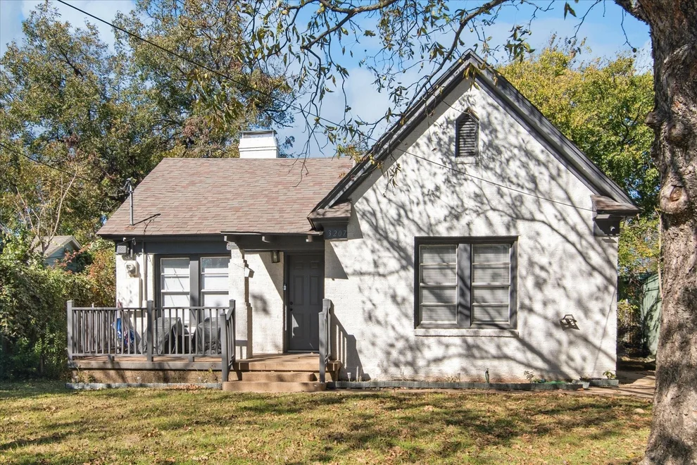 Unit for sale at 3207 Pine Street, Dallas, TX 75215