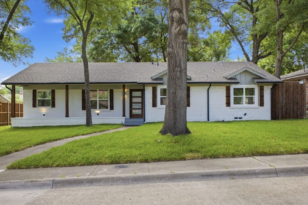 Unit for sale at 1912 Greenbriar Court, Plano, TX 75074