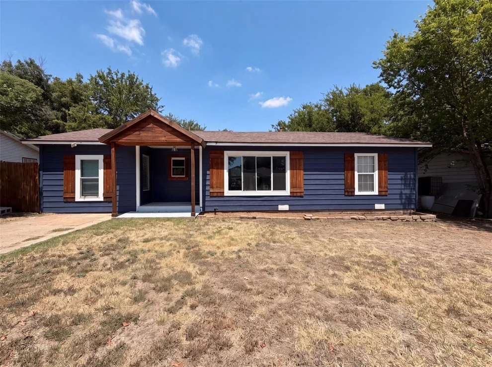 Unit for sale at 1012 Turner Street, Cleburne, TX 76033