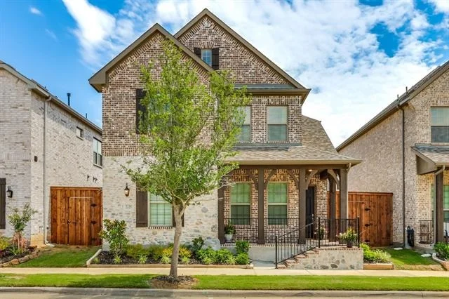 Unit for sale at 2225 6th Avenue, Flower Mound, TX 75028