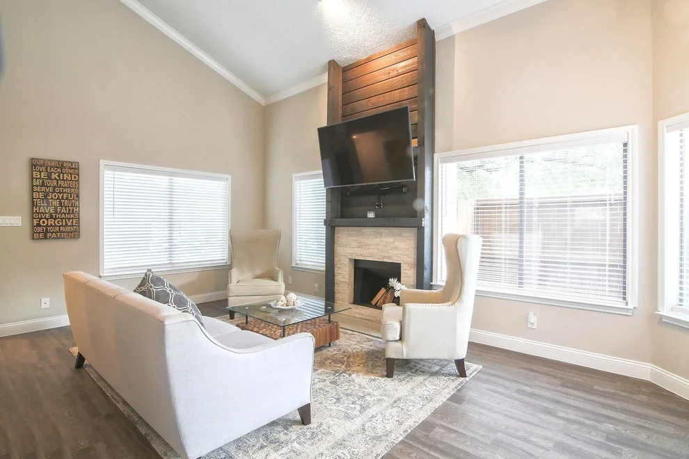Unit for sale at 821 Dublin Drive, Richardson, TX 75080