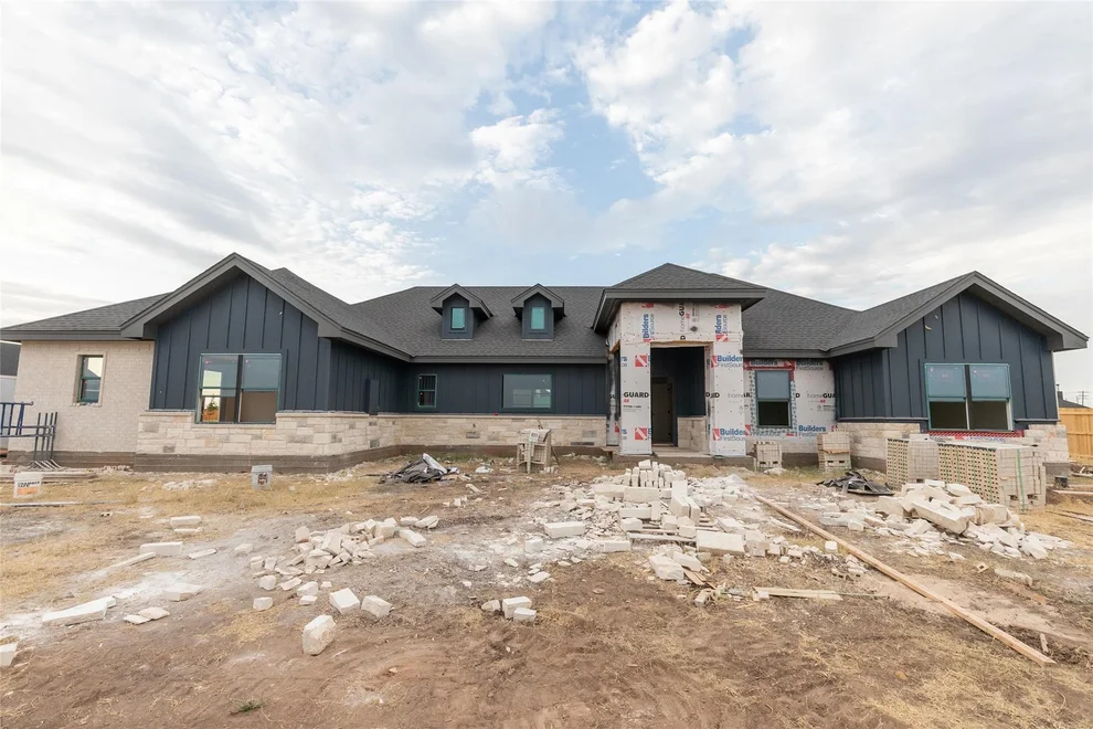Unit for sale at 139 Laken Ridge, Abilene, TX 79602