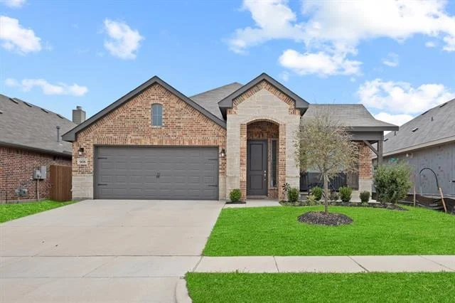 Unit for sale at 908 Madeline Lane, Cleburne, TX 76033